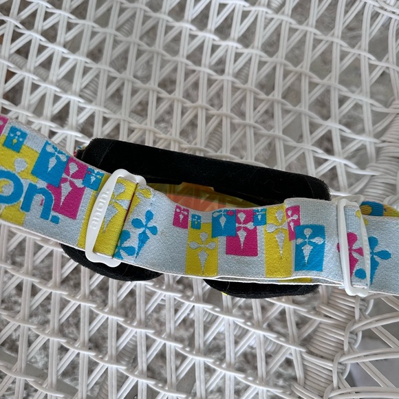 Anon ski glasses - Picture 3 of 3